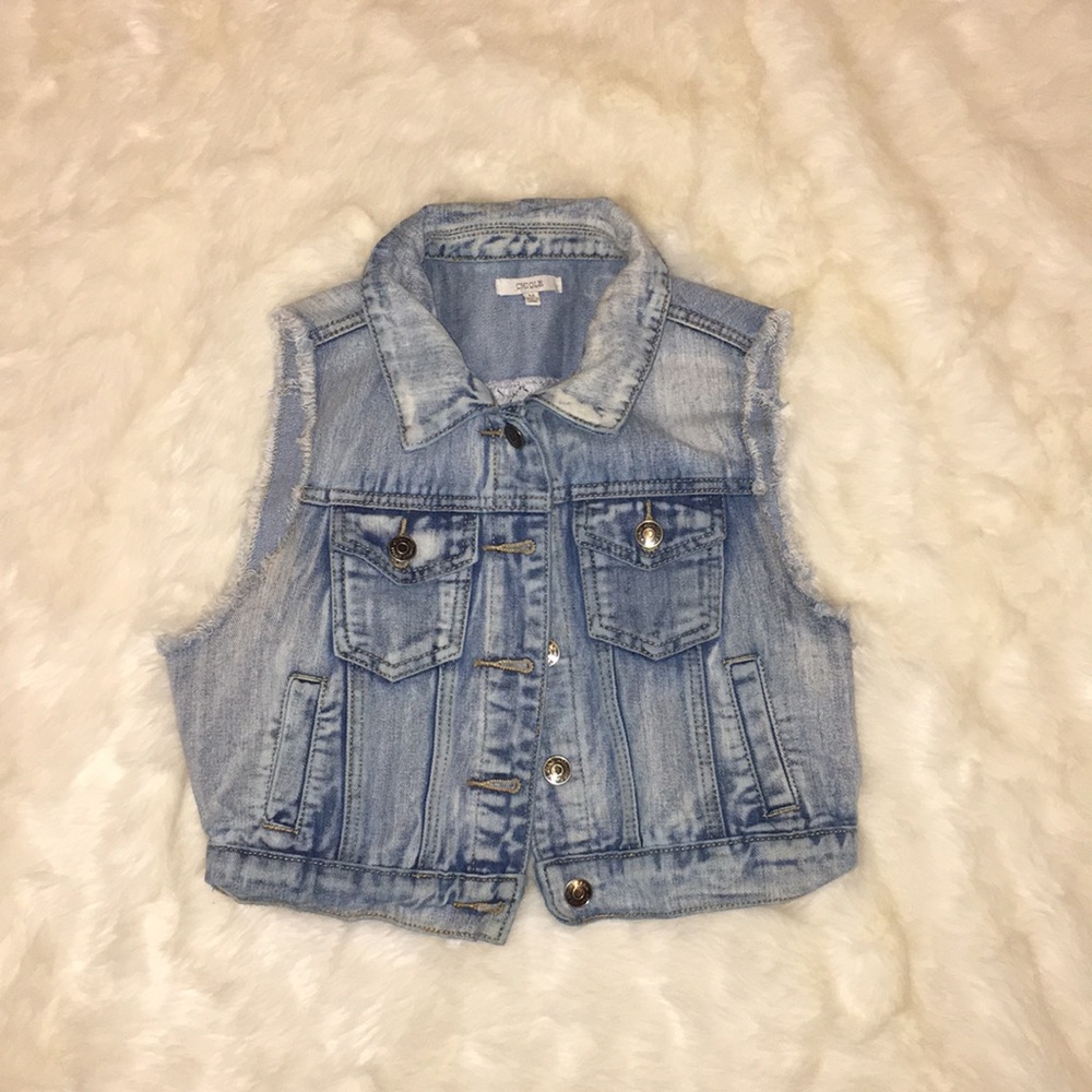 medium crop denim vest lace back